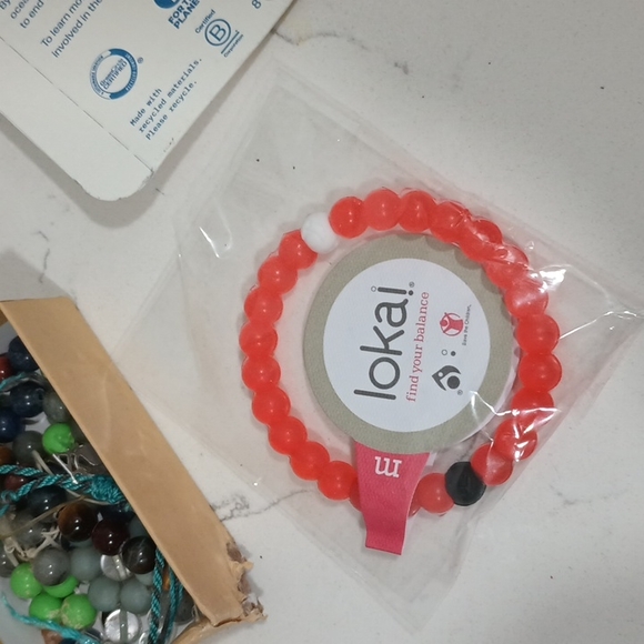 Blue Kyanite , labradite ,tourmaline and tigers eyes Bundle of (5) Bracelets - Picture 13 of 14